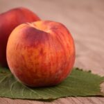 Co polecacie na opadające powieki?