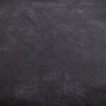 Komu pasuje czarną kreska na oku?