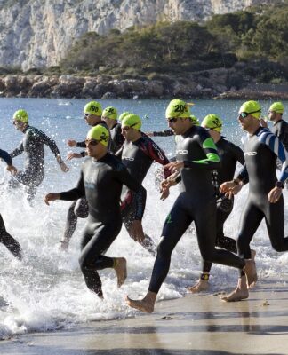 Triathlonowa rywalizacja – zdobądź szczyt! Triathlon